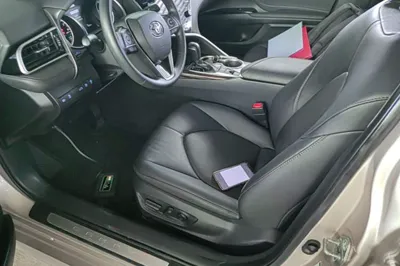 Toyota Camry 2018, 108800 км, за 105259.76 CNY - фото 31