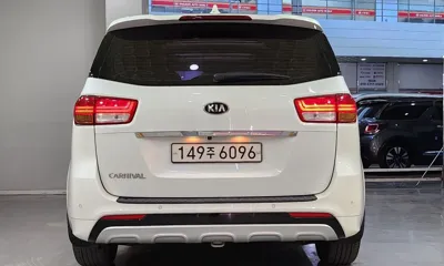 Kia Canival 2016, 153856 км, за 11500000 KRW - фото 5
