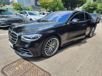 Mercedes-Benz S-Class 2023, 2560 км, за 99710000 KRW - фото 2