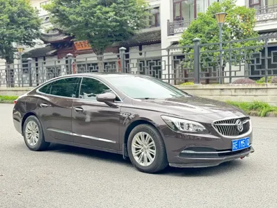 Buick LaCrosse 2017, 89000 км, за 36800 CNY