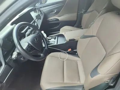 Lexus ES 2022, 77000 км, за 213900 CNY - фото 8