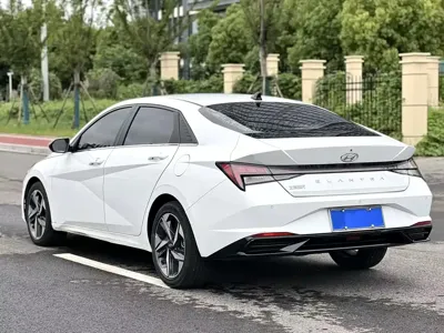 Hyundai Elantra 2021, 35000 км, за 52800 CNY - фото 4