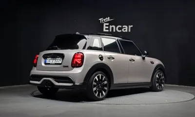 MINI Cooper 2023, 23584 км, за 25900000 KRW