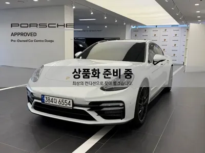 Porsche Panamera · 2023 год