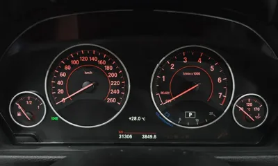 BMW 3-Series 2018, 31306 км, за 21900000 KRW - фото 8
