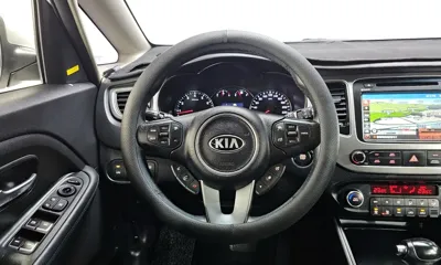 Kia Carens 2015, 73845 км, за 9500000 KRW - фото 13