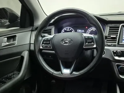 Hyundai Sonata 2018, 125000 км, за 11300000 KRW - фото 9