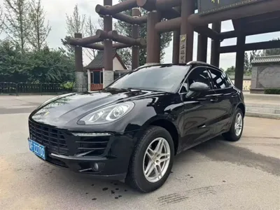 Porsche Macan · 2017 год