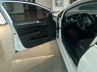 Volkswagen Golf 2019, 146500 км, за 48800 CNY - фото 7