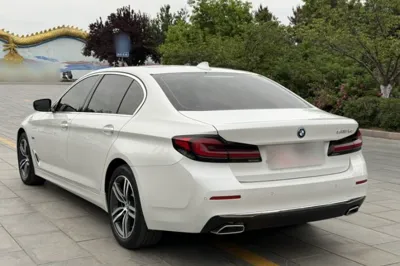 BMW 5 Series New Energy 2022, 36400 км, за 230344.11 CNY - фото 14