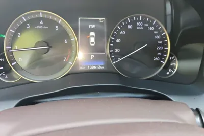 Lexus ES 2015, 130600 км, за 98026.73 CNY - фото 9