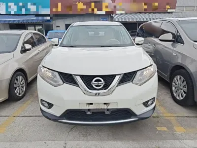 Nissan X-Trail 2014, 69300 км, за 44300 CNY