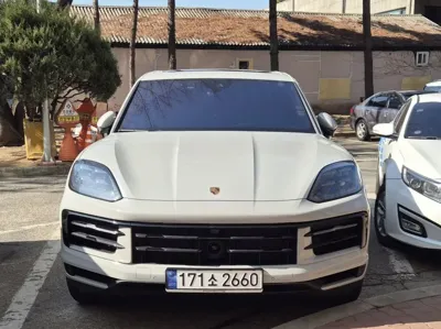 Porsche Cayenne · 2025 год