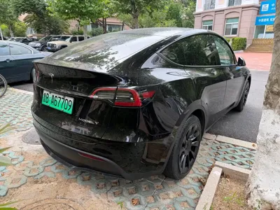 Tesla Model Y 2022, 30000 км, за 158000 CNY - фото 6