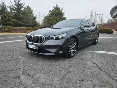 BMW 5-Series · 2024 год
