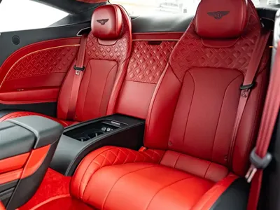 Bentley Continental 2022, 7000 км, за 2388000 CNY - фото 11