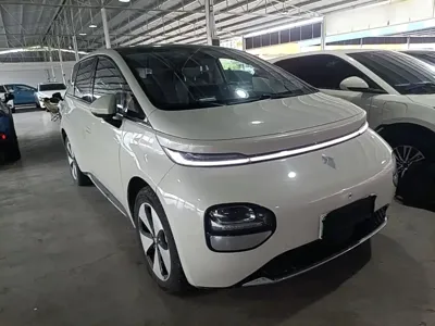 Baojun Yunduo 2023, 56000 км, за 66200 CNY