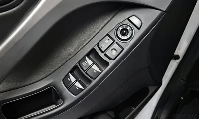 Hyundai Avante 2016, 92444 км, за 6500000 KRW - фото 17