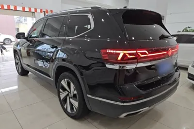 Volkswagen Teramont 2023, 93100 км, за 188208.58 CNY