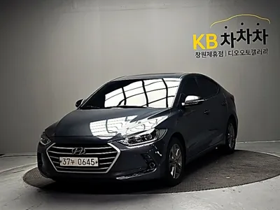 Hyundai Avante · 2016 год