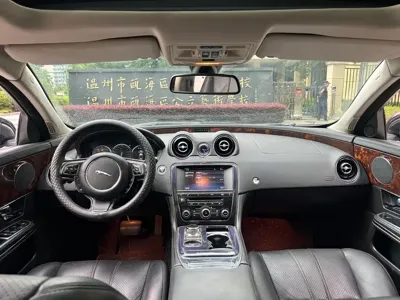 Jaguar XJ 2012, 130000 км, за 51300 CNY - фото 9