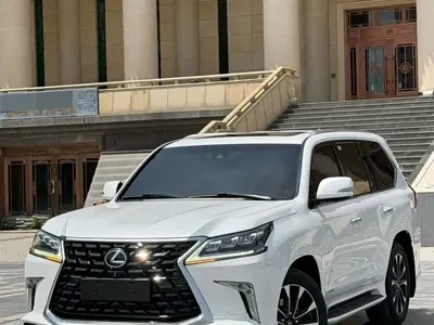 Lexus LX · 2016 год