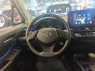 Toyota C-HR 2022, 13600 км, за 96398.72 CNY - фото 14
