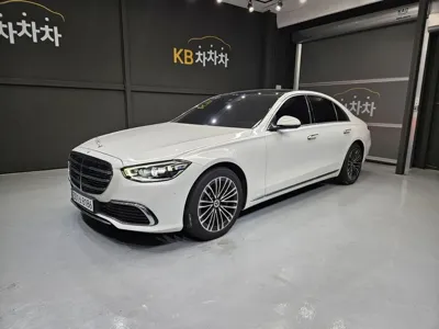 Mercedes-Benz S-Class · 2022 год