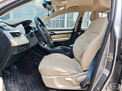 Geely Emgrand 2018, 86000 км, за 10200 CNY - фото 11