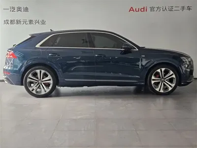 Audi Q8 2019, 70100 км, за 285000 CNY