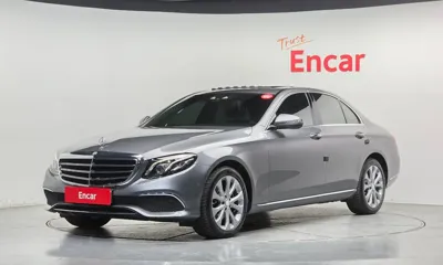 Mercedes-Benz E-Class · 2017 год