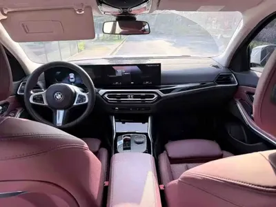 BMW i3 2022, 80000 км, за 116800 CNY
