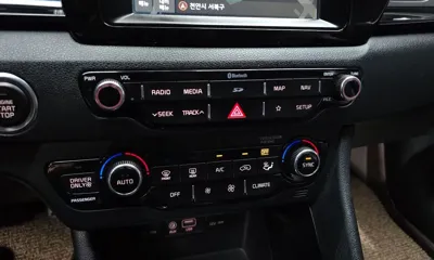 Kia Niro 2018, 121969 км, за 10500000 KRW - фото 17