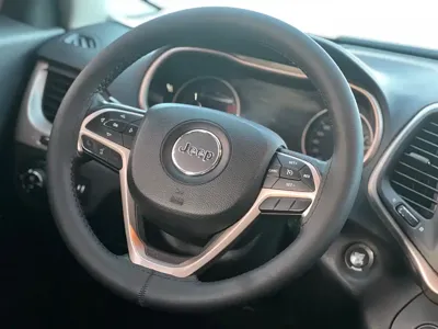Jeep Cherokee 2016, 160000 км, за 29800 CNY - фото 13