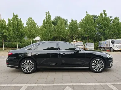 Audi A8 2020, 141000 км, за 278000 CNY - фото 7