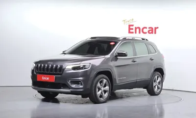 Jeep Cherokee · 2021 год