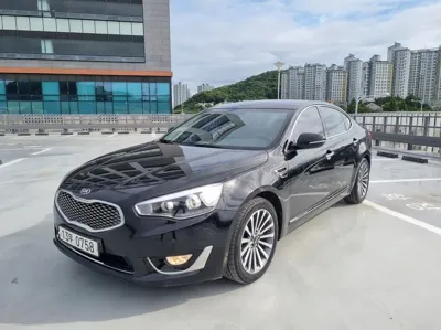 Kia K7 · 2015 год