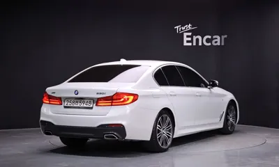 BMW 5-Series 2020, 32351 км, за 37990000 KRW