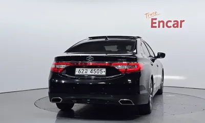 Hyundai Grandeur 2015, 93271 км, за 7400000 KRW