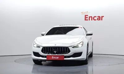 Maserati Ghibli 2018, 60184 км, за 25900000 KRW