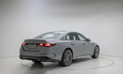Mercedes-Benz E-Class 2025, 7585 км, за 116000000 KRW - фото 2