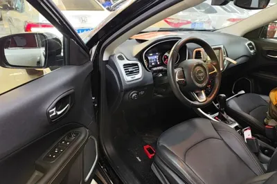 Jeep Compass 2017, 36500 км, за 51065.34 CNY - фото 18