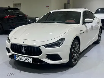 Maserati Ghibli 2023, 2069 км, за 81000000 KRW - фото 1