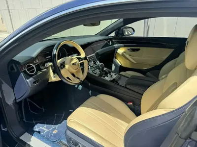 Bentley Continental 2020, 56000 км, за 1538000 CNY