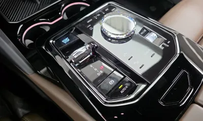 BMW i5 2025, 10249 км, за 72900000 KRW - фото 9