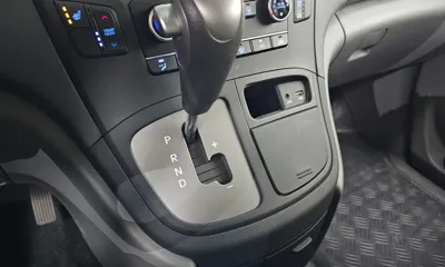 Hyundai Starex 2017, 13960 км, за 15500000 KRW - фото 9