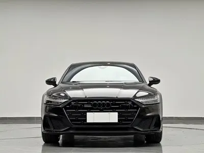 Audi A7L 2022, 45000 км, за 255000 CNY