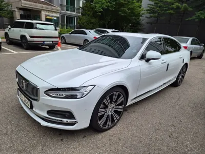 Volvo S90 2024, 27095 км, за 48970000 KRW
