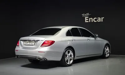 Mercedes-Benz E-Class 2017, 79573 км, за 15800000 KRW