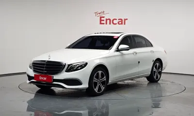 Mercedes-Benz E-Class · 2017 год